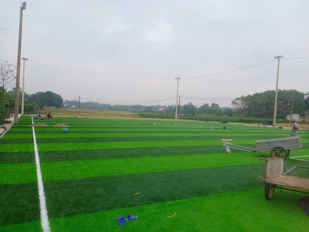 sna bong kha sơn, thái nguyên chuẩn bị hoàn thiện cỏ san bóng DVN 2