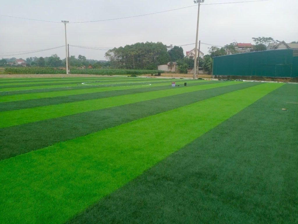 sna bong kha sơn, thái nguyên chuẩn bị hoàn thiện cỏ san bóng DVN 1